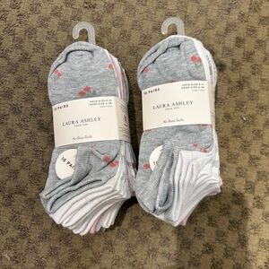 NWT Laura Ashley women no show socks 20 pairs